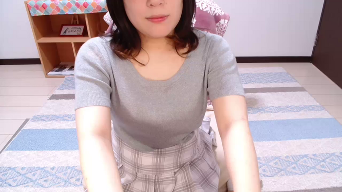 YUUNAssQ