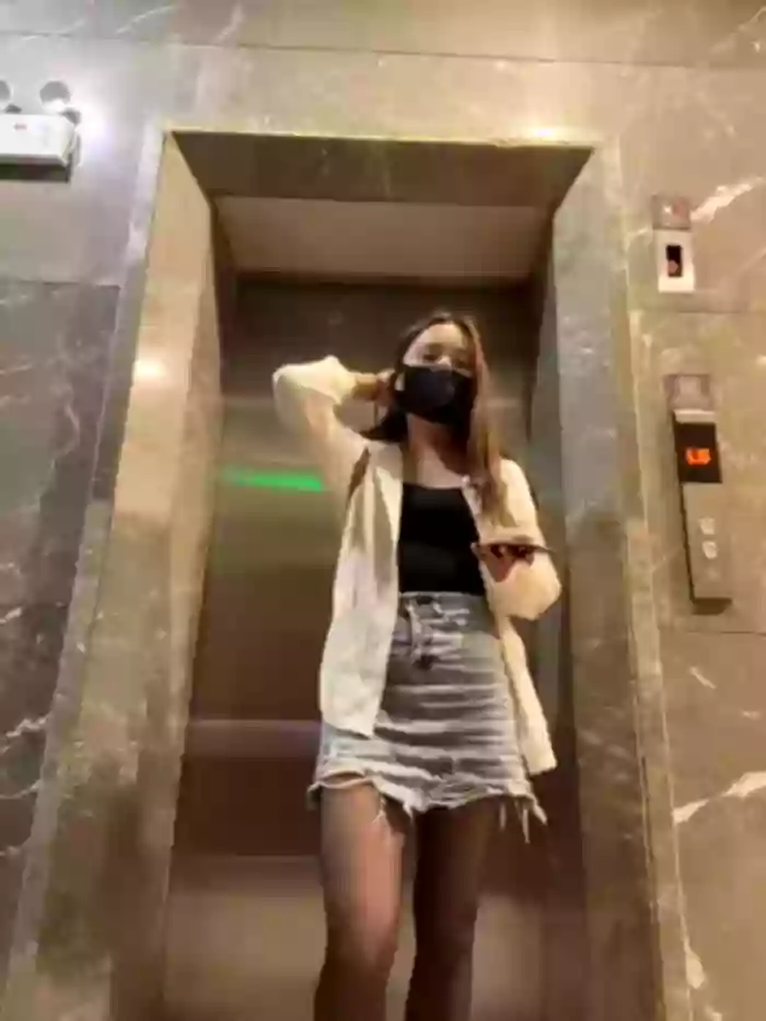 Download Asia-Lynn Stripchat Recordings - Total 35 Cam Shows