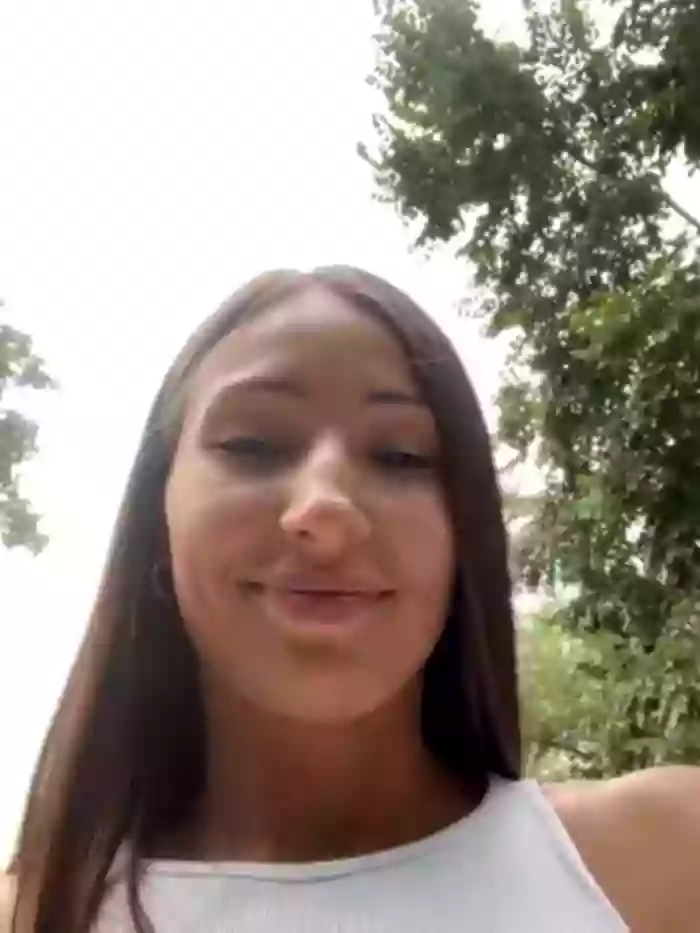 YOUR-KARINA Stripchat Cam Show on Jun, 22 2023, at 06:43:58 UTC