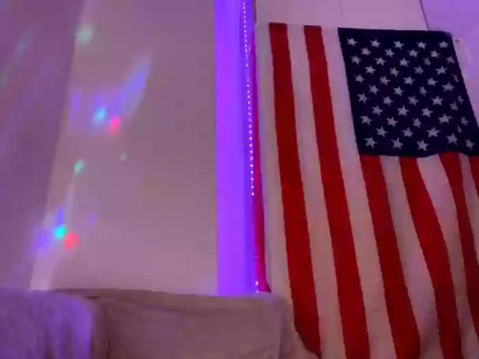 Stream LaylaaStar Stripchat Recordings - Total 45 Cam Shows